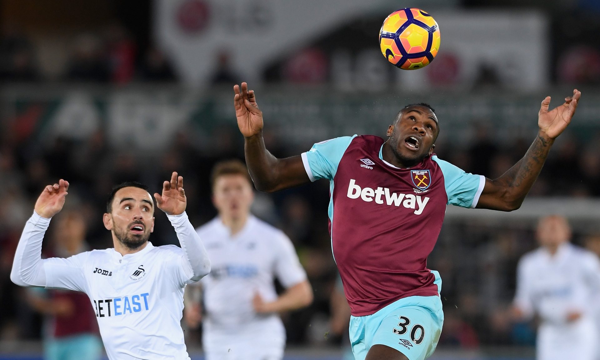 他以出色的 他以出色的